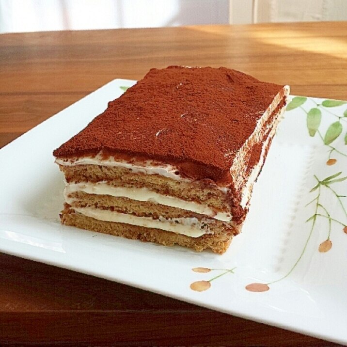 ティラミス風ケーキ レシピ 作り方 By ハタ11 楽天レシピ